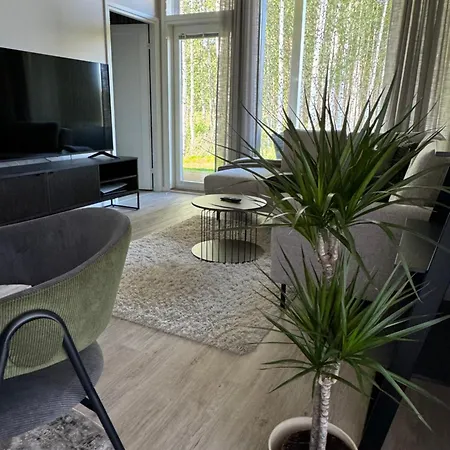 Apartment Huoneisto Rovaniemellae Laehellae Joulupukkia *