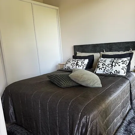 Apartment Huoneisto Rovaniemellae Laehellae Joulupukkia *